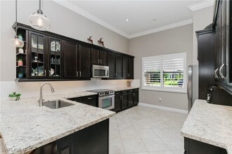 Building Photo - 5265 Messina St