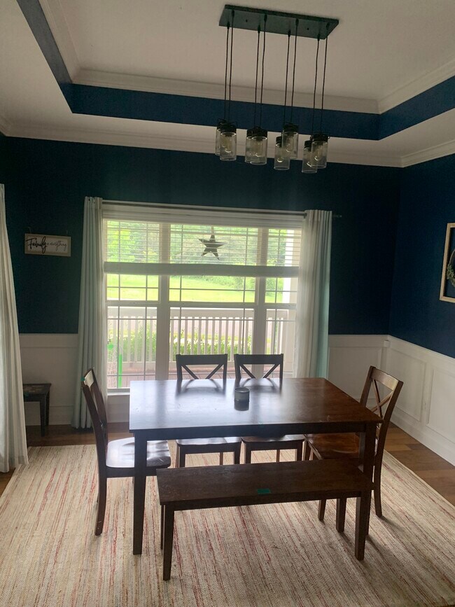 Dining Room - 214 Southern Winds Dr