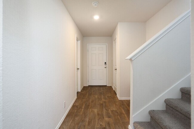 Foto del edificio - 1153 Barn Swallow Wy