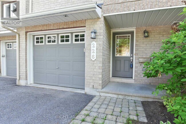 Photo du bâtiment - 226 Hunterbrook St