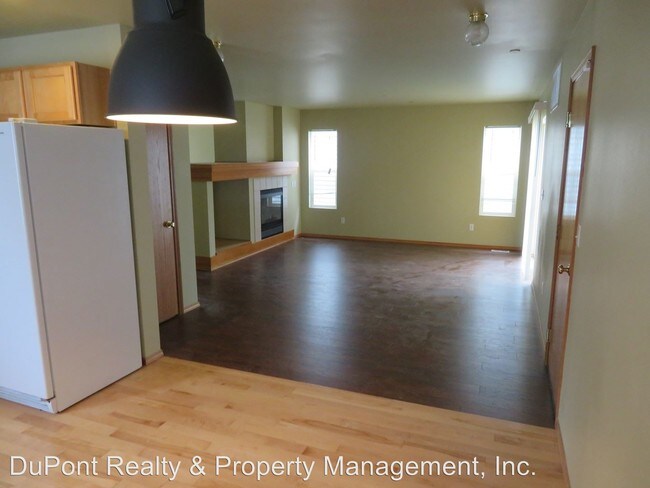 Building Photo - 3 br, 2.5 bath House - 2037 McDonald Avenue