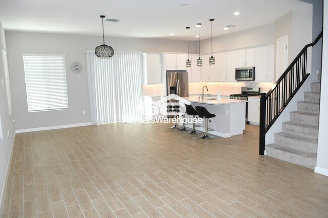 Building Photo - 5059 E Gallop Wy
