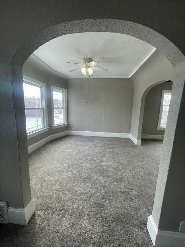 Foto del edificio - 2603-2605 N 37th St. (Duplex)