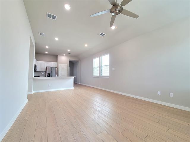 Foto del edificio - 3619 Chambers Dr