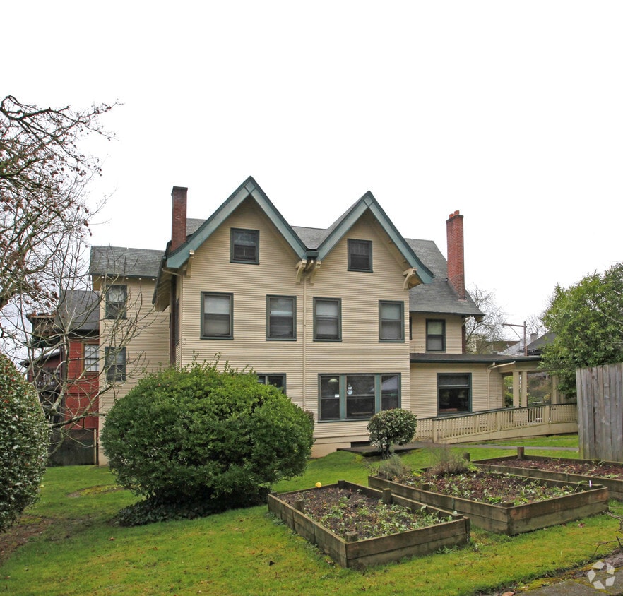 2375 NW Glisan St, Portland, OR 97210 Apartments in Portland, OR