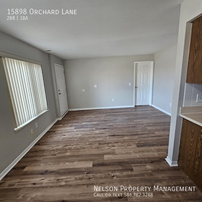 Foto del edificio - 15898 Orchard Ln