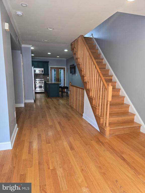Foto principal - 127 Monroe St