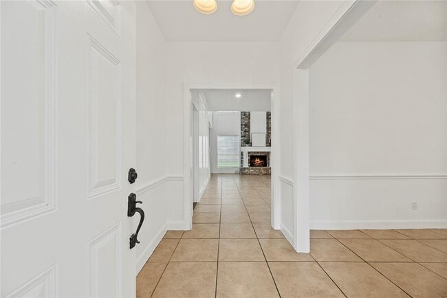 Building Photo - 20231 Brondesbury Dr