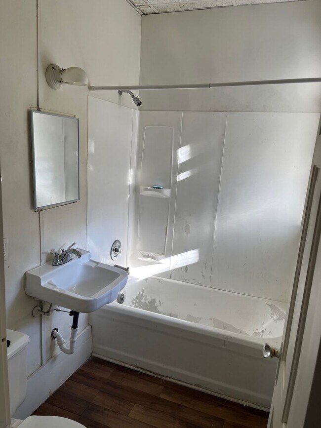 Foto del edificio - 1269 4th Ave SE