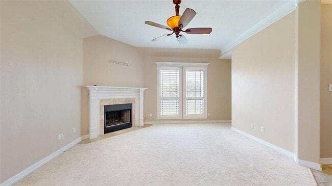 Building Photo - 3900 Latinne Ln
