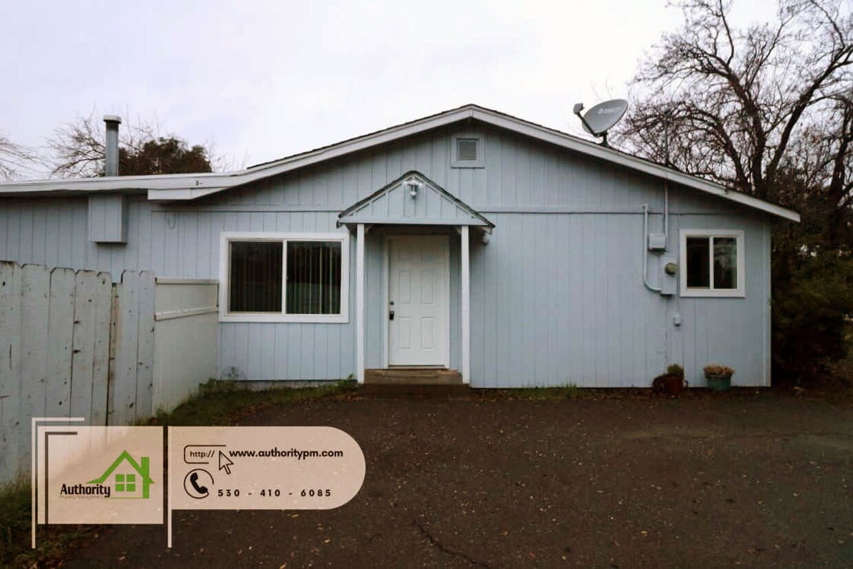 Primary Photo - 1945 Vega St