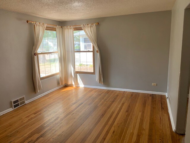 Building Photo - 2644 S Gaylord St