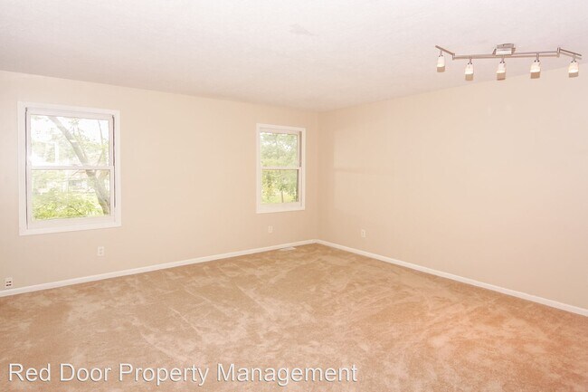 Building Photo - 2 br, 2.5 bath House - 6036 South Bay Dr