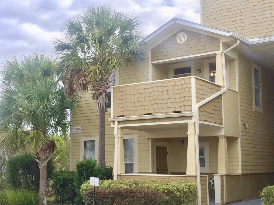 Primary Photo - 136 Shore Bird Dr