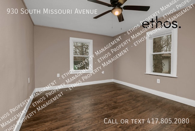 Building Photo - 930 S Missouri Ave