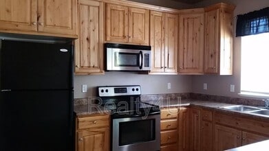 Building Photo - 723 S 1525 W