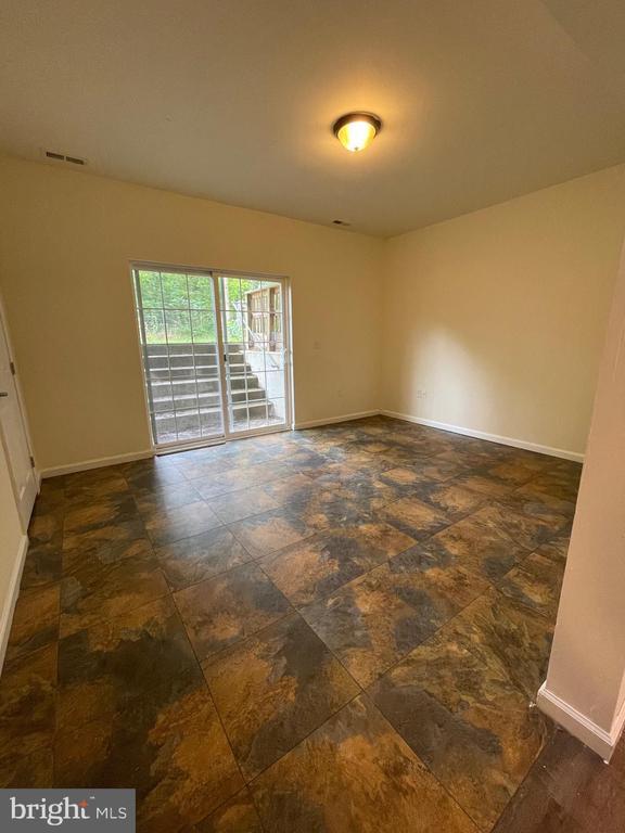 Building Photo - 5 Union St