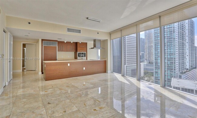 Foto del edificio - 495 Brickell Ave