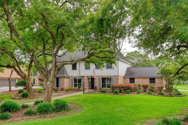 Foto del edificio - 8322 Amber Cove Dr
