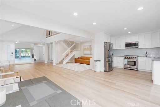 Foto del edificio - 22752 Bayshore Ln
