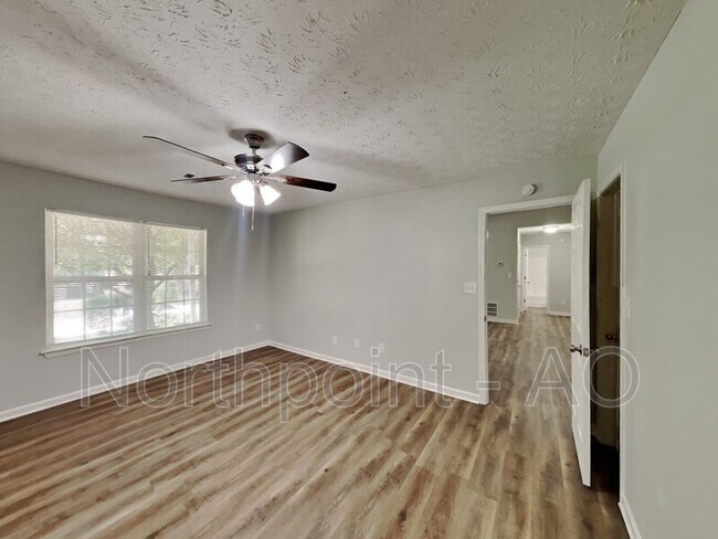 Building Photo - 11066 Shannon Cir