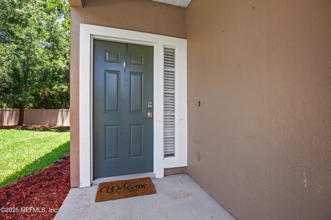 Building Photo - 677 Scrub Jay Dr