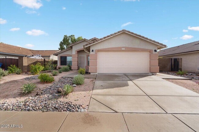 Foto del edificio - 21233 N 30th Ave