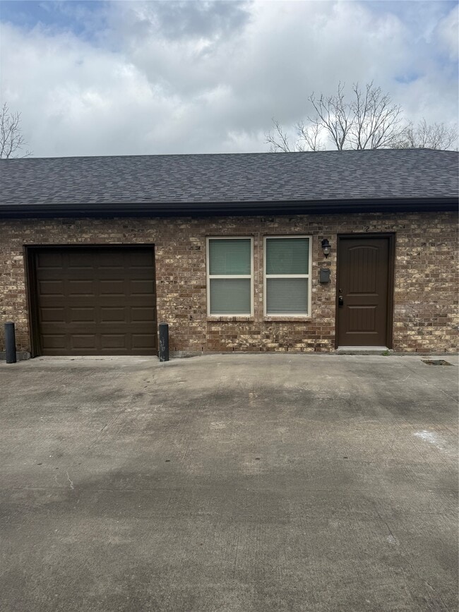 Foto del edificio - 314 N Ormsby St