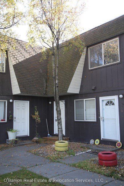 Primary Photo - 9336 Blackberry St
