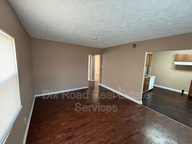 Building Photo - 1706 Meadow Ave