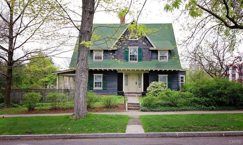 Primary Photo - 422 Euclid Ave