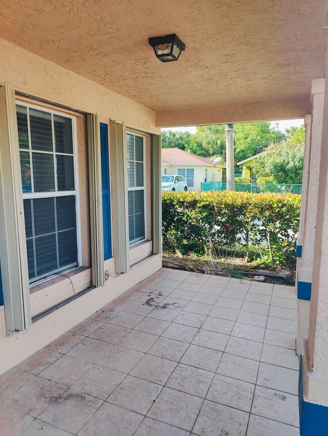 Photo - 1139 Freshwater Lakes Dr House