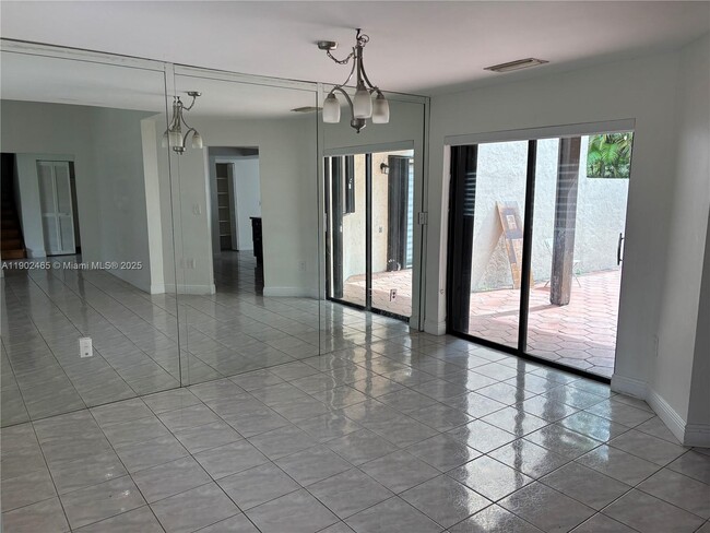 Foto del edificio - 11264 SW 91st Terrace