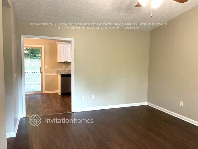 Foto del edificio - 4210 Burgundy Way