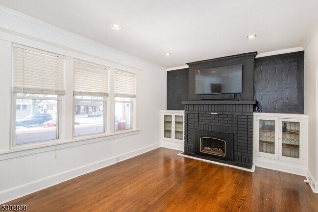 Foto del edificio - 331 Diamond Bridge Ave