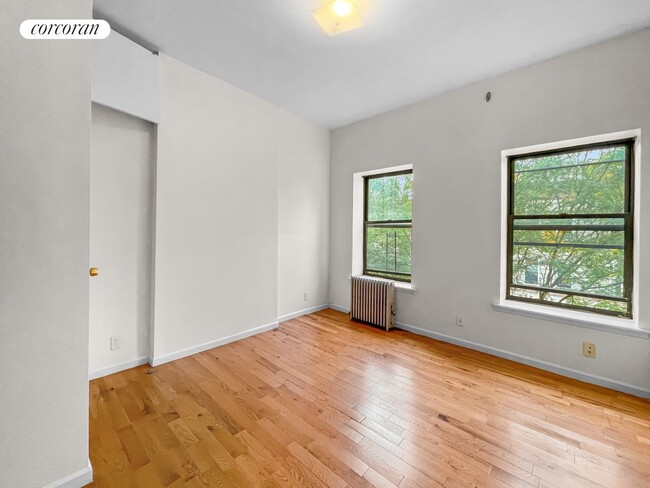 Building Photo - 1514 Dekalb Ave