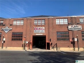 Building Photo - 11 W 2nd St