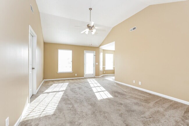 Building Photo - 1137 Phelissa Dr