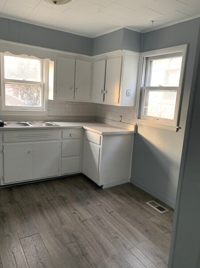 Foto del edificio - 2711 N Humboldt Ave