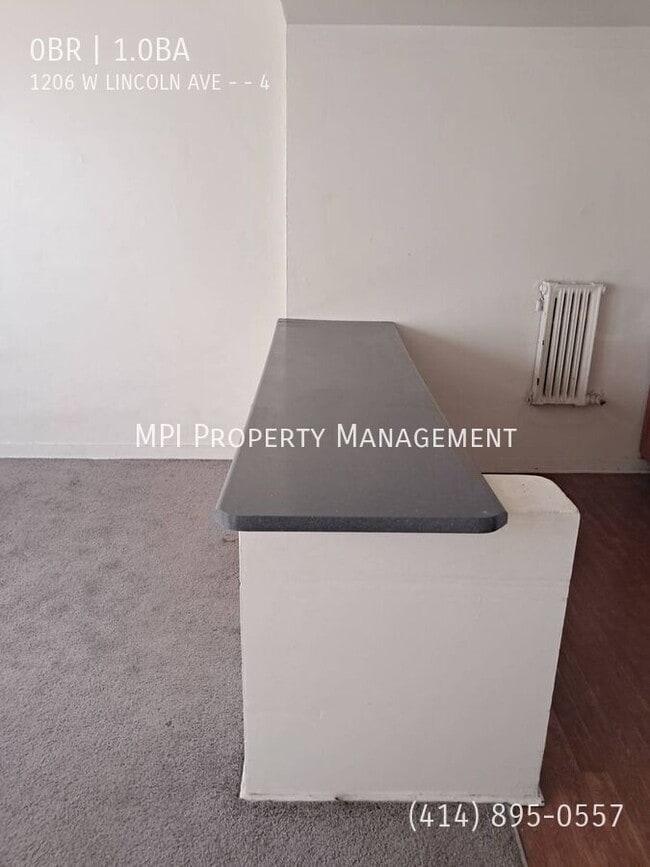 Foto del edificio - 1206 W Lincoln Ave