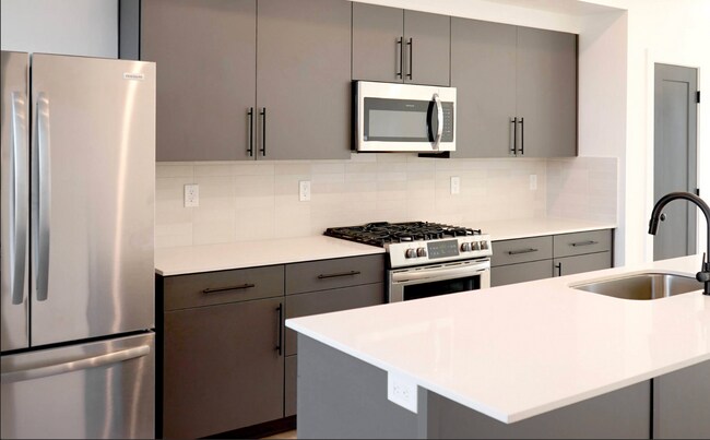 Foto del edificio - 2061 S Main St