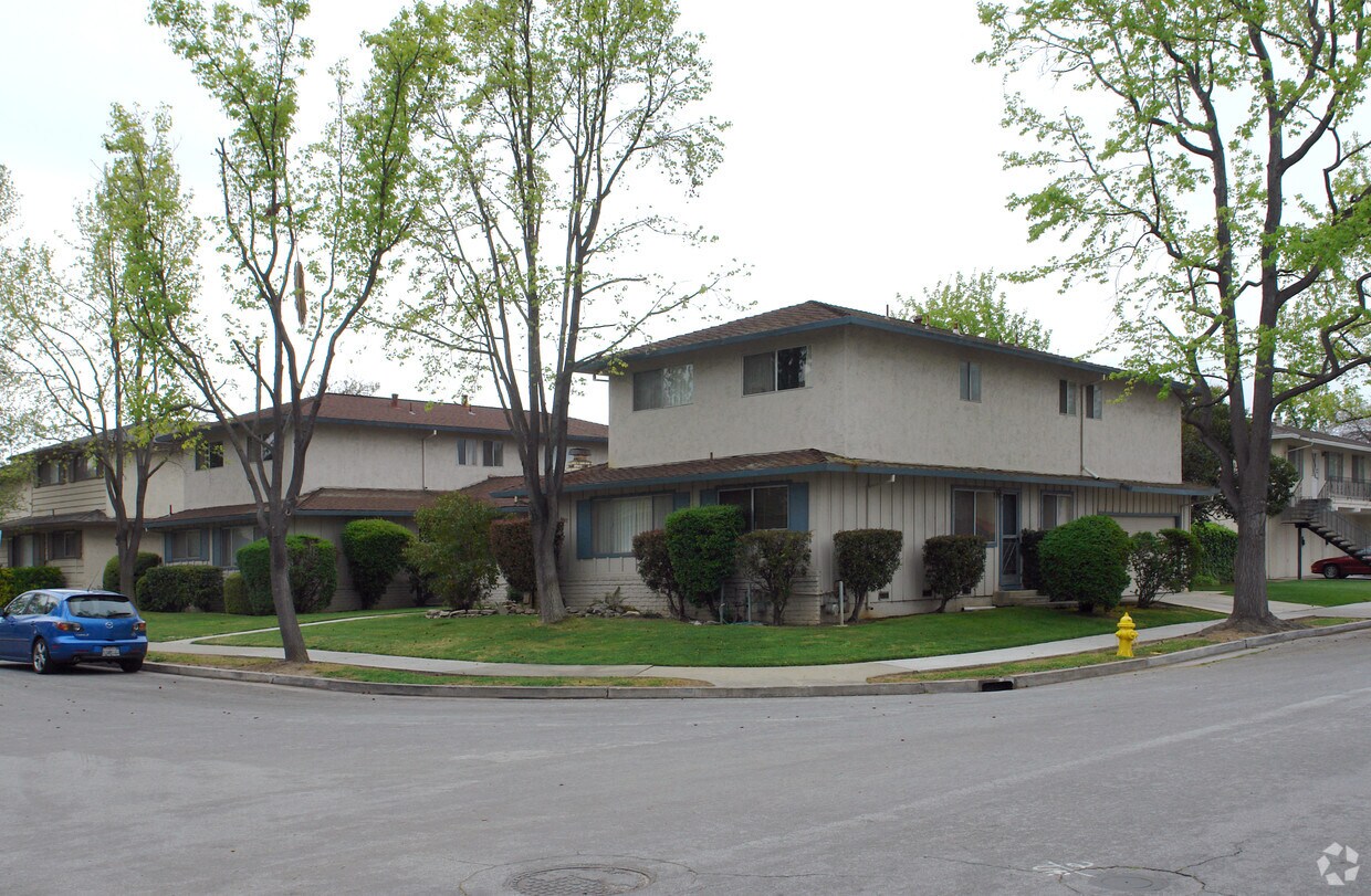 Foto del edificio - 10331 Leola Dr