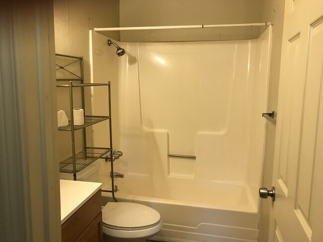 Foto del edificio - 3bd 1.5 ba in Tri City -