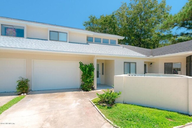 Building Photo - 172 La Pasada Cir S