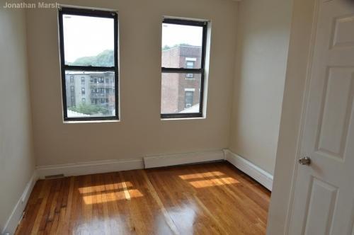 Foto del edificio - 5 bedroom in Dorchester MA