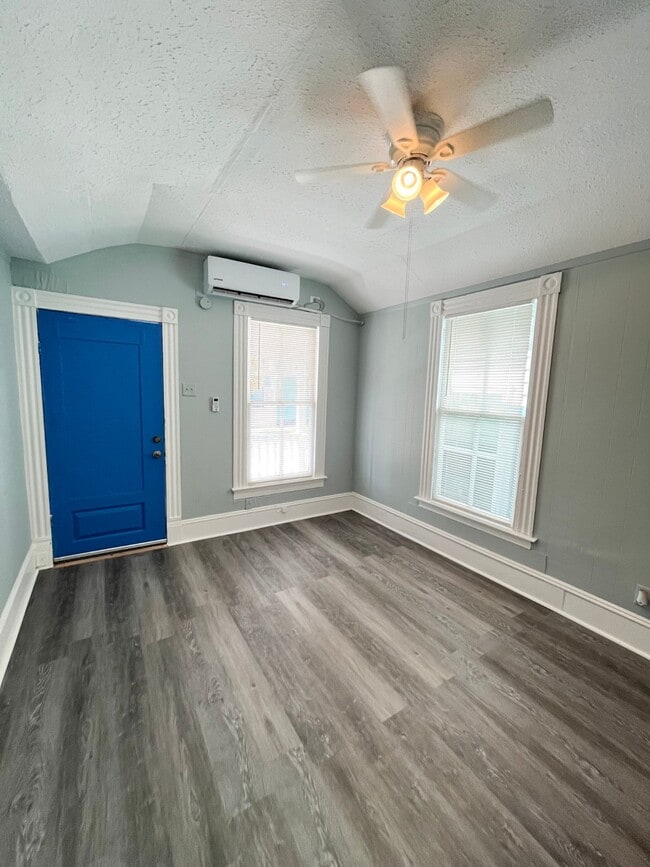 Foto del edificio - 1810 24th St