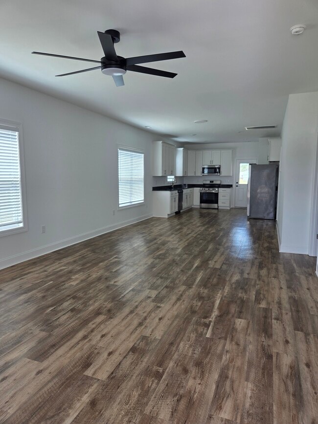 Building Photo - 632 Abigail Taylor Dr