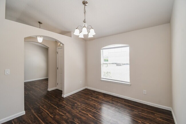 Foto del edificio - 2828 Ravine Hill Dr
