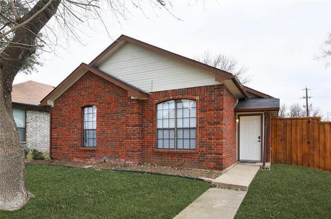 Foto del edificio - 1162 Hemlock Dr