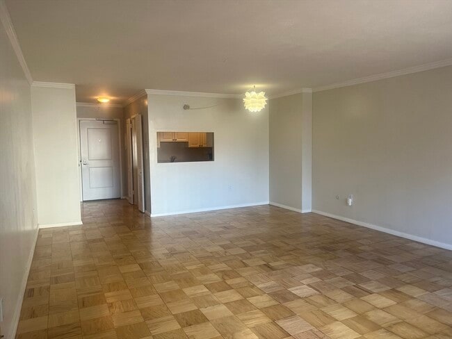 Foto del edificio - 8 Whittier Pl
